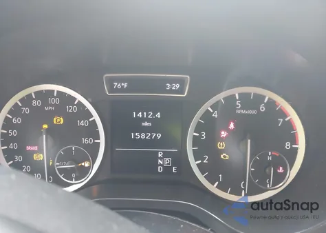 2017 Infiniti Qx30 Luxury z USA, uszkodzony, nr VIN SJKCH5CP7HA039764